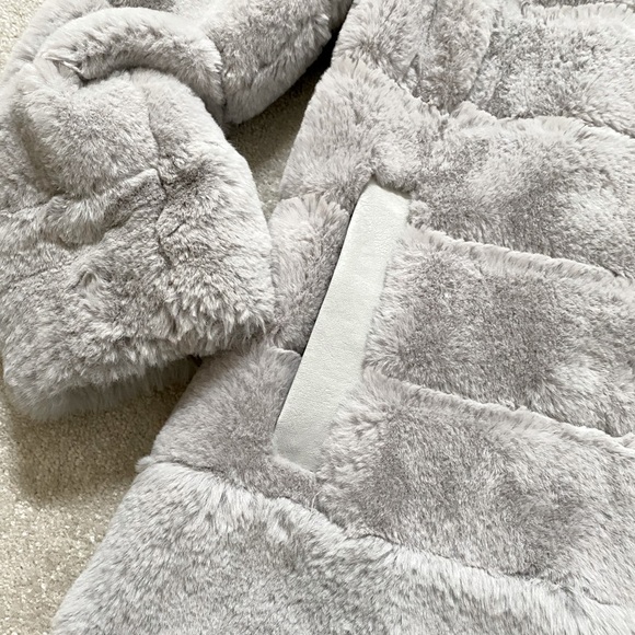 Grey Faux Fur Coat - Like New - Picture 3 of 7